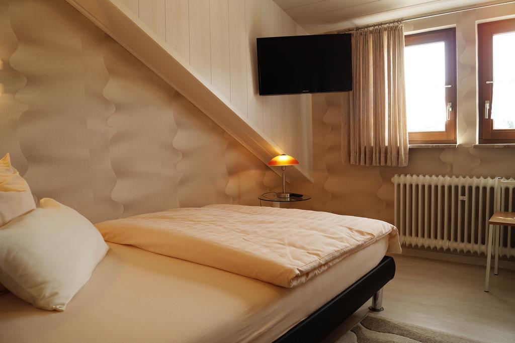 Pension Huhn Angersbach Exterior photo