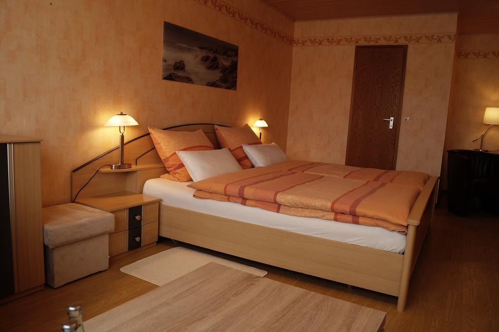 Pension Huhn Angersbach Exterior photo